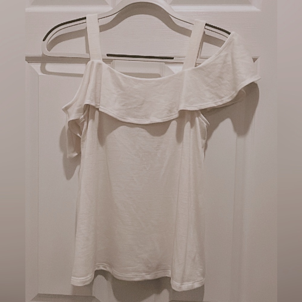 NWT GAP shirt